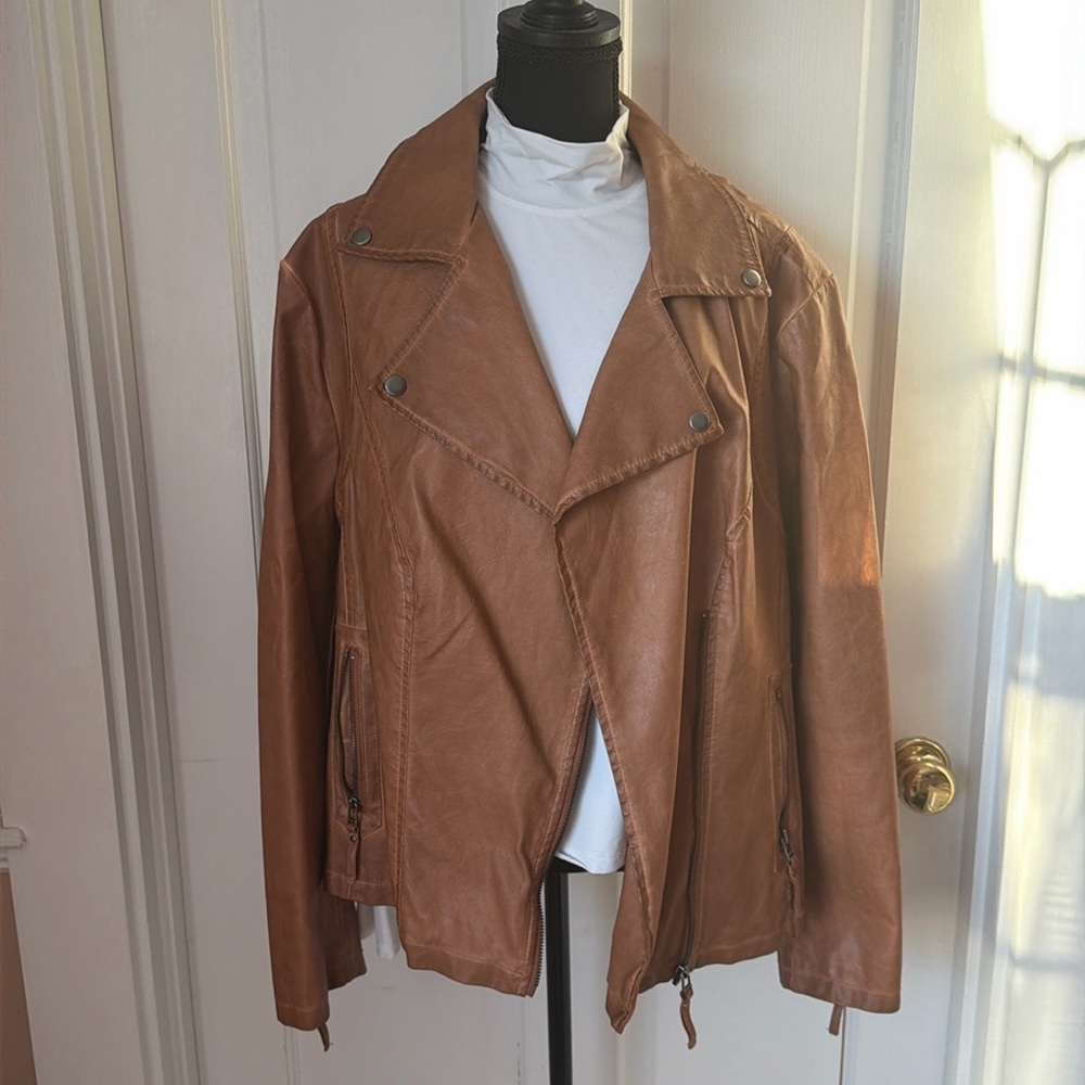 Max studio faux leather jacket